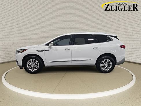 Used 2020 Buick Enclave Essence w/ Sound and Sites Package AWD/4WD image 8