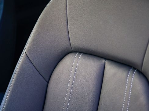 Used 2023 Audi Q4 e-tron Premium Plus w/ Premium Plus image 29