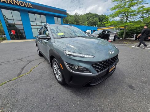 Used 2022 Hyundai Kona SEL w/ Convenience Package AWD/4WD image 3