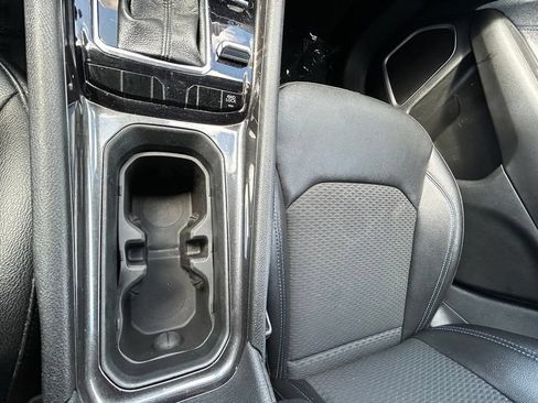 Used 2024 Jeep Compass Latitude AWD/4WD image 20
