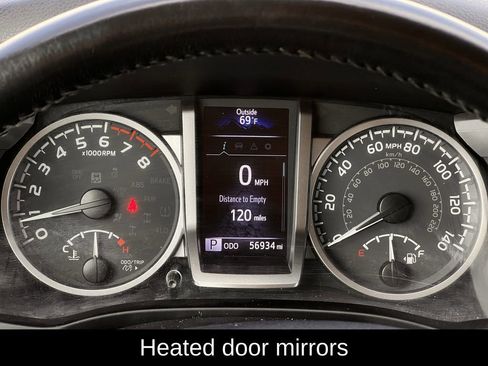 Used 2022 Toyota Tacoma TRD Off-Road image 19