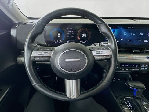 Used 2024 Hyundai Kona SEL FWD image 11