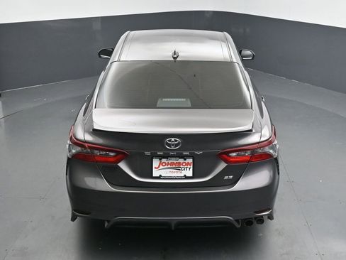 Used 2021 Toyota Camry SE FWD image 31