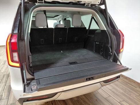 Certified 2025 Ford Expedition Max Platinum w/ Driver's Package AWD/4WD image 52