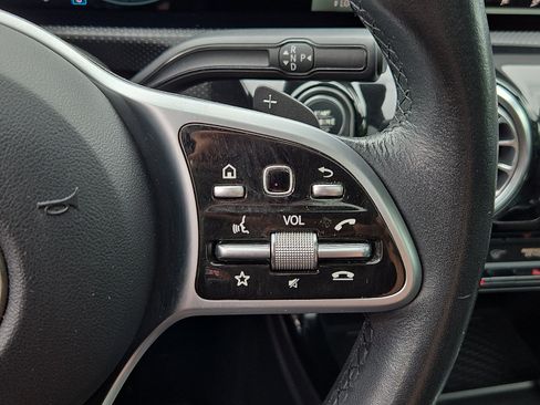 Used 2019 Mercedes-Benz A 220 4MATIC image 23
