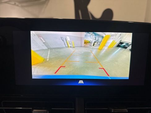 Used 2024 Chevrolet Trax RS w/ Driver Confidence Package image 10