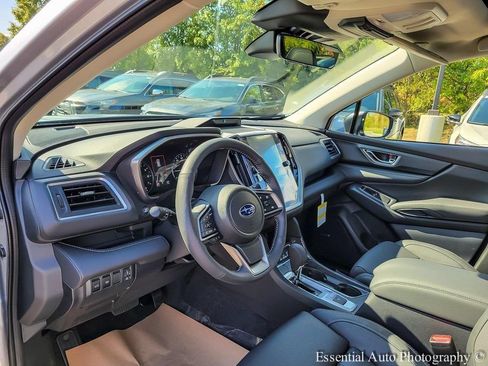 New 2025 Subaru Ascent Limited w/ Popular Package #2 image 9