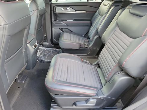 New 2026 Ford Explorer ST-Line w/ ST-Line Street Pack RWD image 13