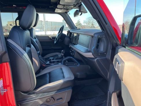 Used 2024 Ford Bronco Wildtrak image 21