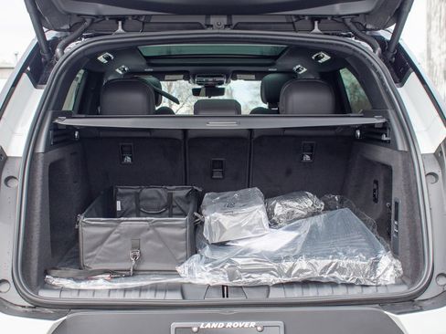 New 2026 Land Rover Range Rover Sport SE image 25