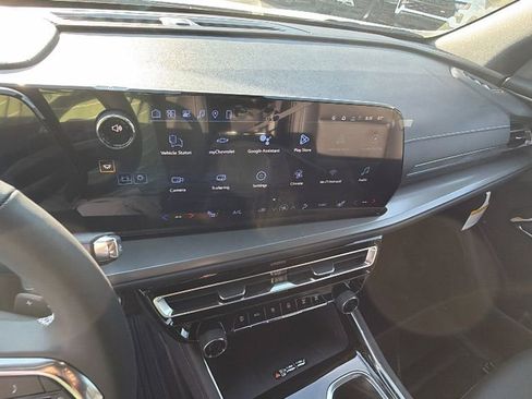 New 2026 Chevrolet Traverse LT w/ Driver Confidence Package image 24