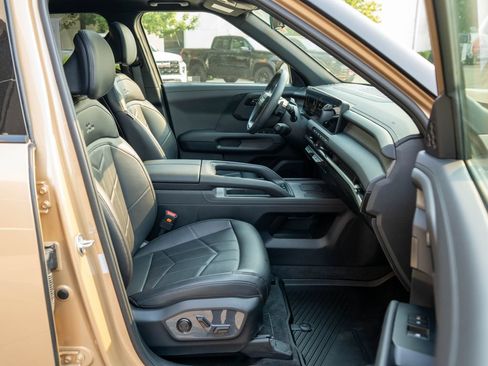 Used 2027 Kia Telluride EX X-Line w/ Towing Package AWD/4WD image 10