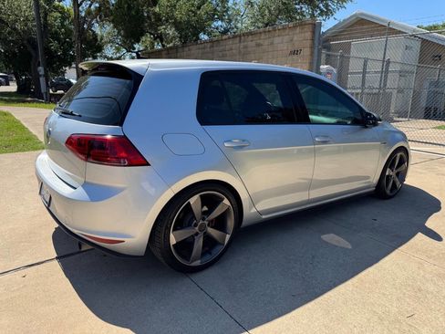 Used 2016 Volkswagen Golf 4-Door FWD image 14