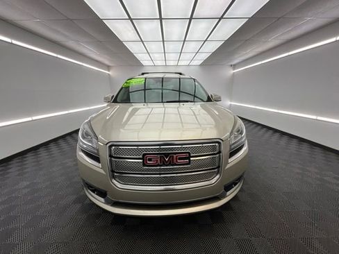 Used 2017 GMC Acadia Limited SLT FWD image 2