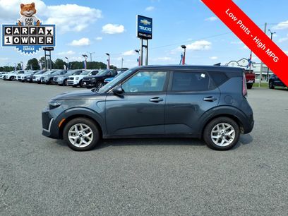 Used 2024 Kia Soul LX w/ Option Group 015