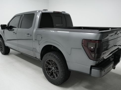 Used 2022 Ford F150 Platinum w/ Equipment Group 701A High AWD/4WD image 5