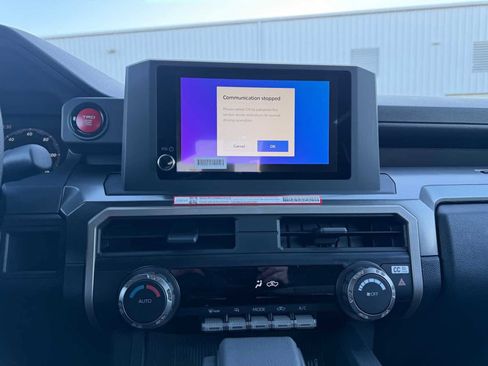 New 2025 Toyota Tacoma TRD Off-Road image 15