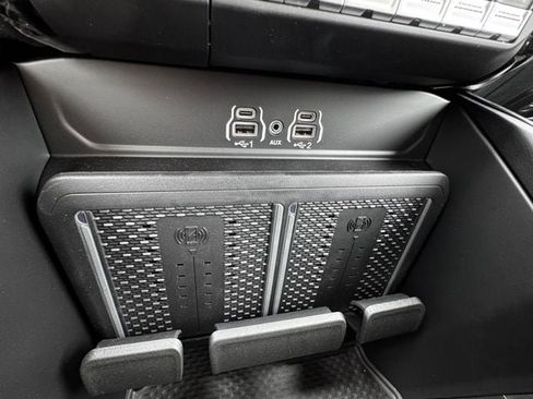 New 2026 RAM 2500 Big Horn AWD/4WD image 46