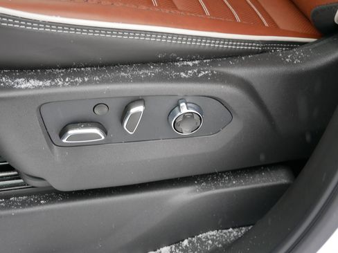 New 2026 GMC Sierra 2500 Denali Ultimate w/ Max Trailering Package image 17