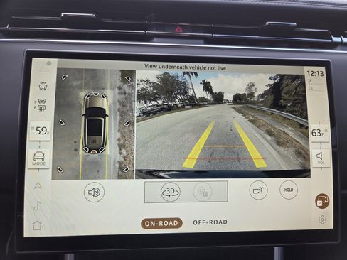 New 2025 Land Rover Range Rover Long Wheelbase SE image 16