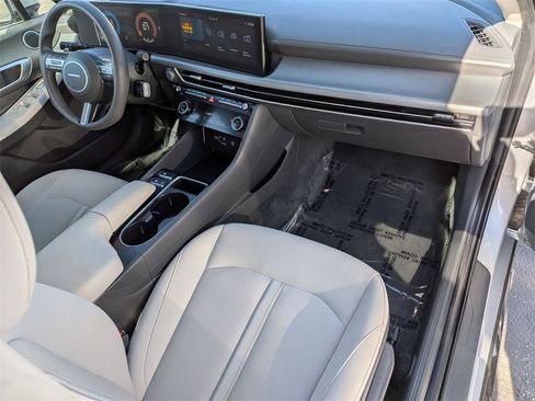 Used 2025 Hyundai Sonata SEL image 30