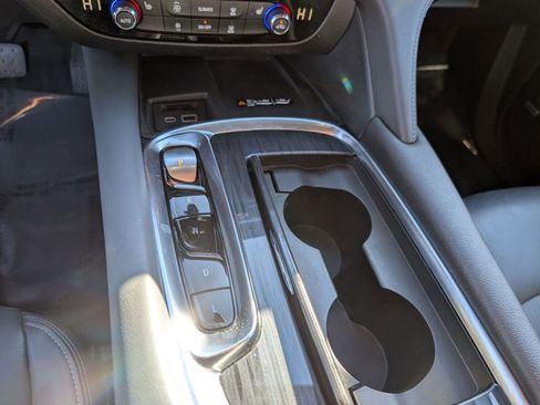 Used 2022 Buick Enclave Essence w/ Experience Buick Package image 20