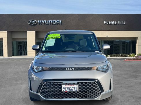 Used 2023 Kia Soul EX image 2