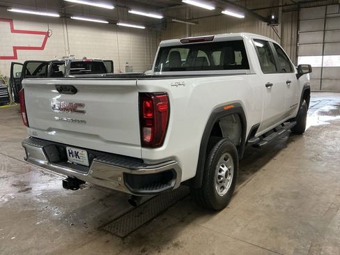 Used 2024 GMC Sierra 2500 Pro w/ Fleet Convenience Package image 10