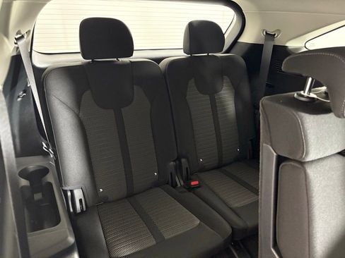 New 2026 Kia Sorento LX FWD image 37
