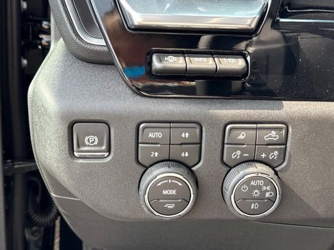 New 2026 Chevrolet Silverado 1500 High Country image 23