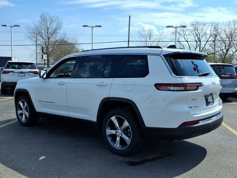 Used 2021 Jeep Grand Cherokee L Limited w/ Trailer Tow Package image 11