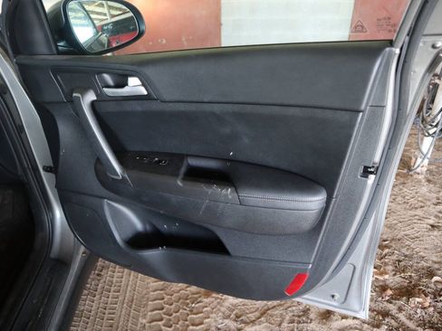 Used 2019 Kia Sportage LX w/ Paint Protection Package FWD image 25
