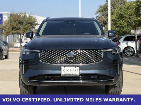 Certified 2025 Volvo XC90 B6 Plus image 4