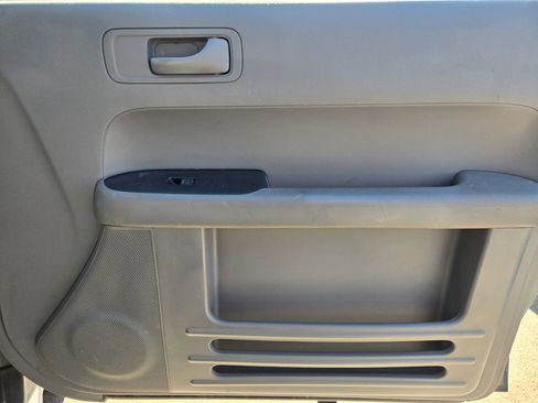 Used 2009 Honda Element LX image 15