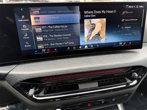 Certified 2025 BMW 330i xDrive Sedan w/ M Sport Package image 23