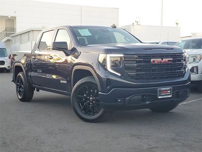Used 2025 GMC Sierra 1500 Elevation