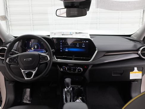 New 2026 Chevrolet Trax ACTIV w/ Driver Confidence Package image 30