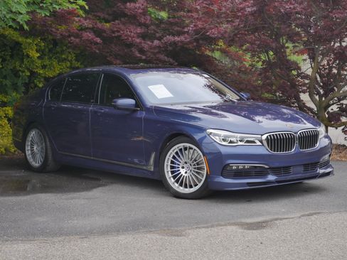 Used 2017 BMW ALPINA B7 xDrive AWD/4WD image 41