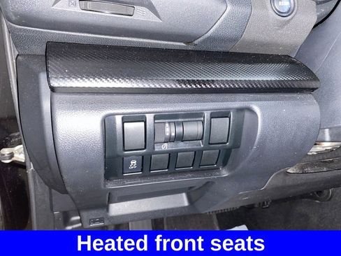 Used 2018 Subaru Crosstrek 2.0i Premium image 14