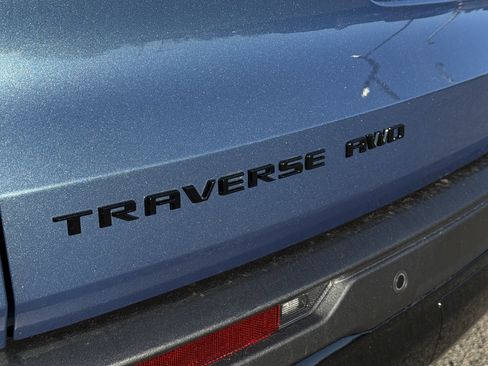 New 2026 Chevrolet Traverse LT w/ Midnight/Sport Edition image 38