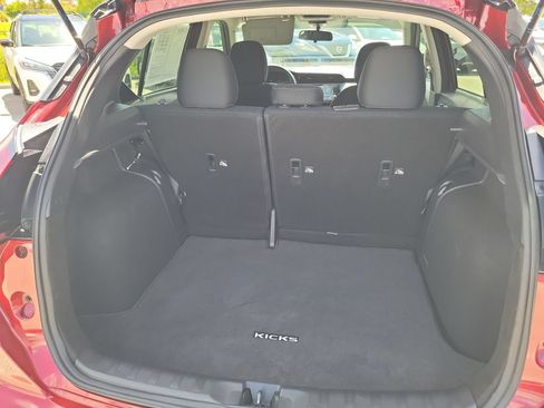 Used 2023 Nissan Kicks SV w/ Exterior Package FWD image 10