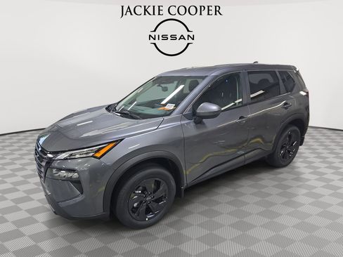 New 2026 Nissan Rogue SV AWD/4WD image 1