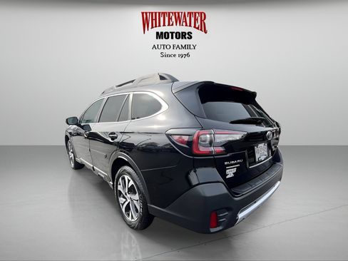 Used 2022 Subaru Outback Limited AWD/4WD image 3
