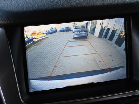 Used 2020 Chevrolet Tahoe LT image 16