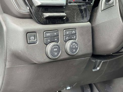 Used 2025 Chevrolet Silverado 2500 LTZ w/ LTZ Plus Package AWD/4WD image 10