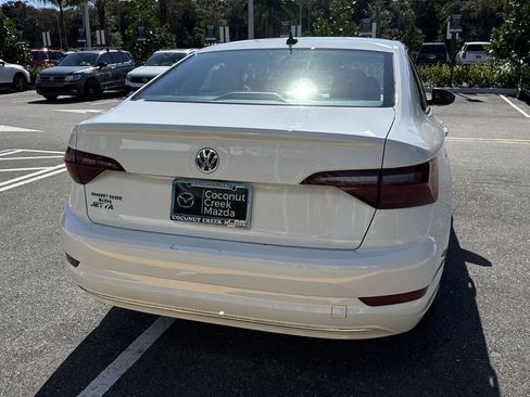Used 2021 Volkswagen Jetta SE image 26