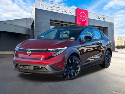 New 2026 Nissan Leaf Platinum+ w/ Cargo Package (Platinum+)