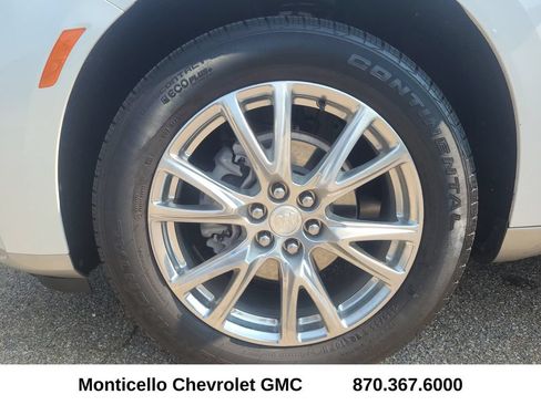 Used 2022 Buick Enclave Premium w/ Surround and Sites Package FWD image 9