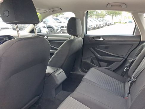 Certified 2024 Volkswagen Jetta S FWD image 11
