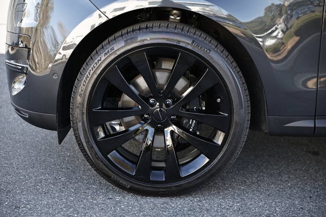 New 2026 Land Rover Range Rover Sport SE AWD/4WD image 5